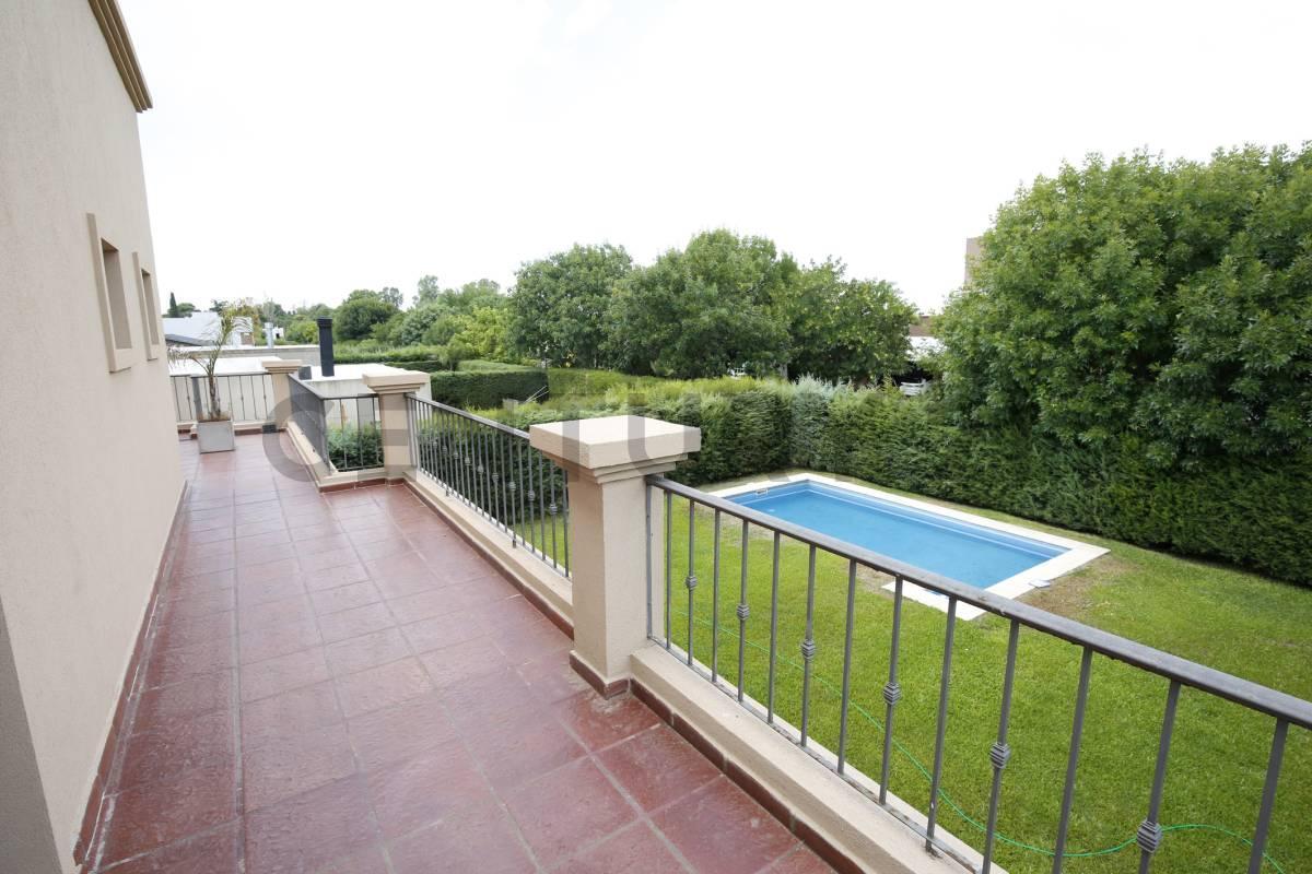 Foto de Casas en venta en Barrancas de Iraola, imagen 1