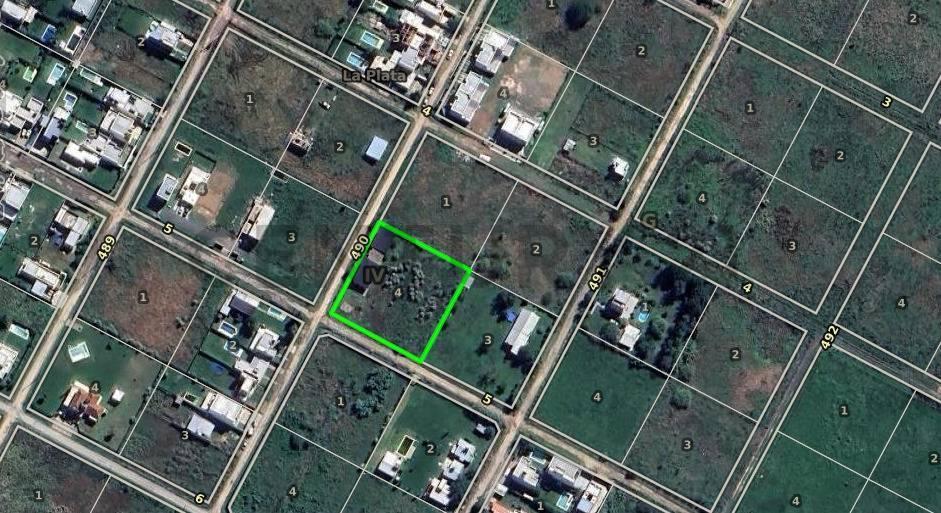 CASA EN VENTA EN GONNET A ESTRENAR - 2 DORMITORIOS - PARQUE - VILLA CASTELLS