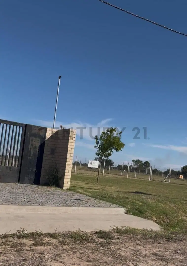 Lote en venta en Gorina Barrio Senderos 1