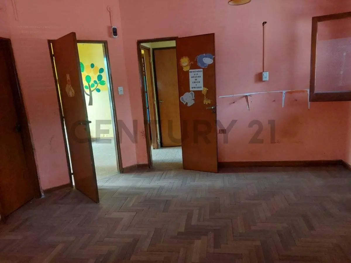 CASA EN ALQUILER EN LA PLATA CON DESTINO COMERCIAL 4