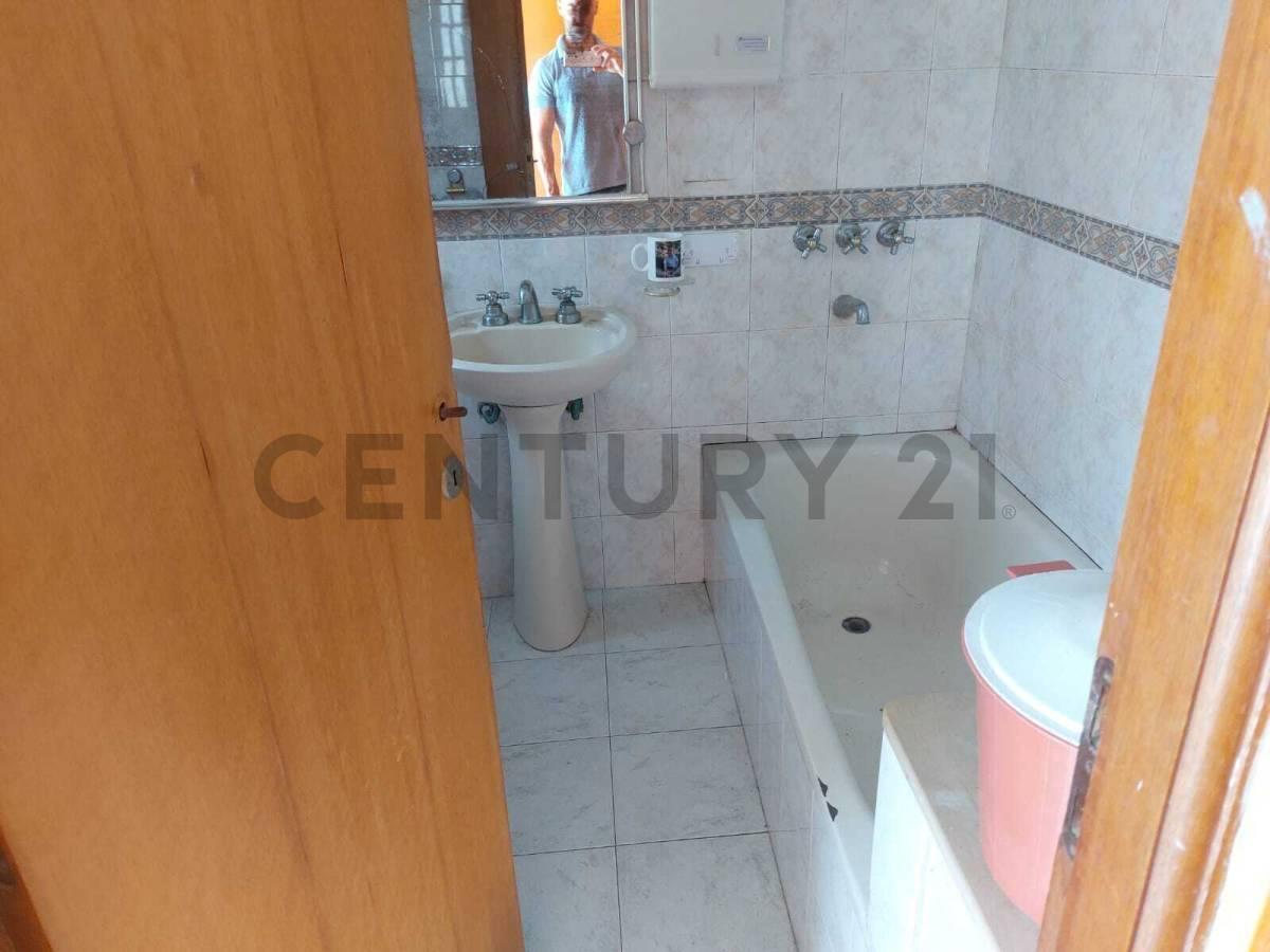 Foto de CASA EN ALQUILER EN LA PLATA CON DESTINO COMERCIAL, imagen 3