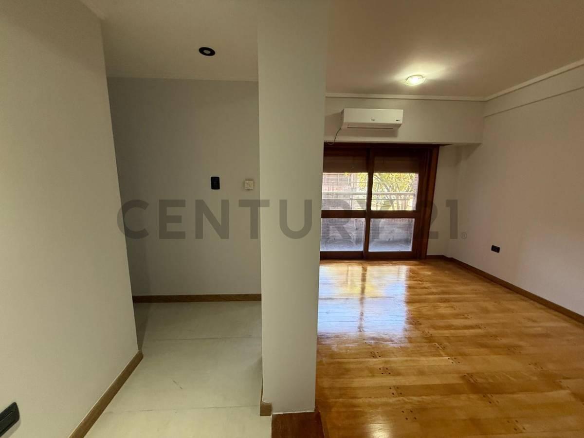 Foto de Departamento en alquiler en La Plata de un dormitorio con balcón y, imagen 5