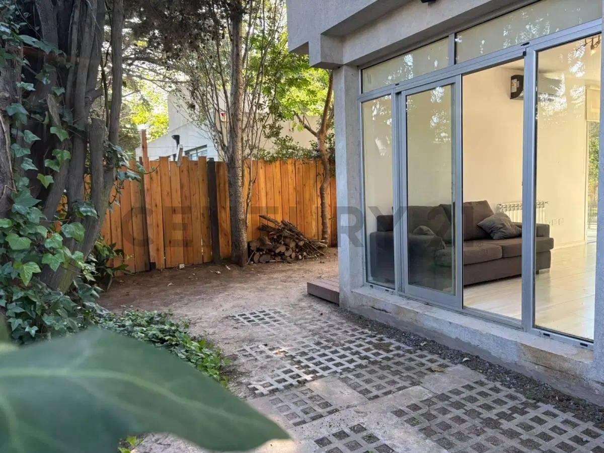 CASA EN ALQUILER EN GONNET EN BARRIO CERRADO 3
