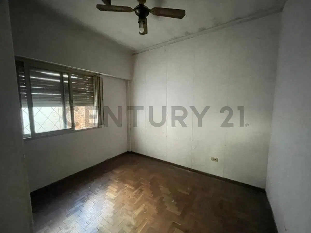 Casa en venta en La Plata tipo PH a refaccionar 5