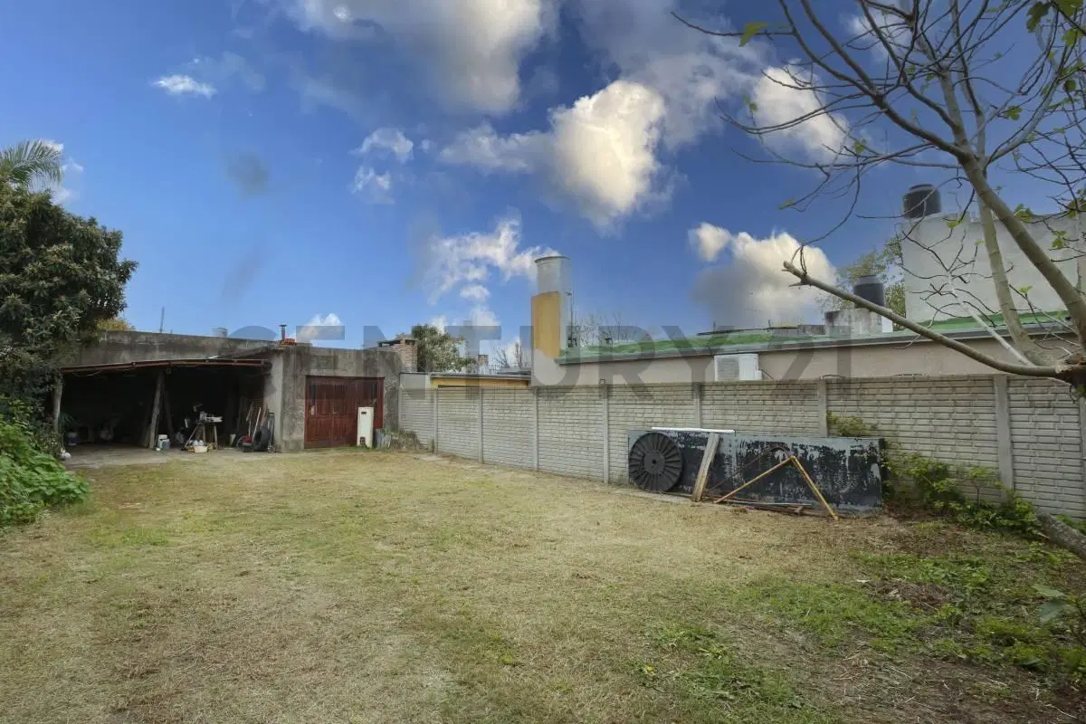 Lote en venta en Tolosa de 267 m2 2