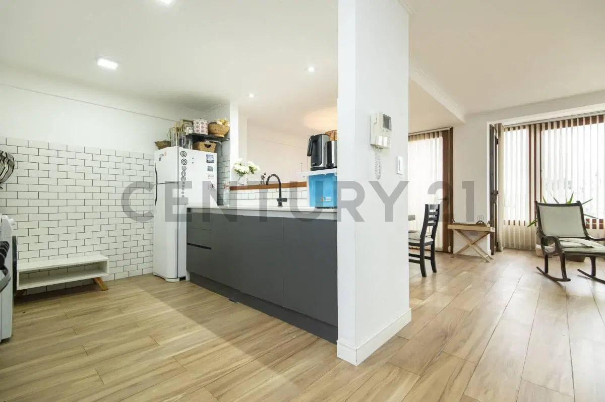 PISO DE CATEGORÍA EN VENTA | 3 DORMITORIOS | TERRAZA PRIVADA | COCHERA 2