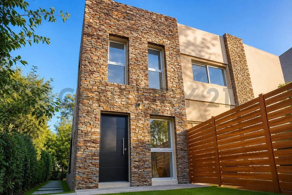 CASA EN VENTA EN CITY BELL TIPO DUPLEX APTA BANCO 3