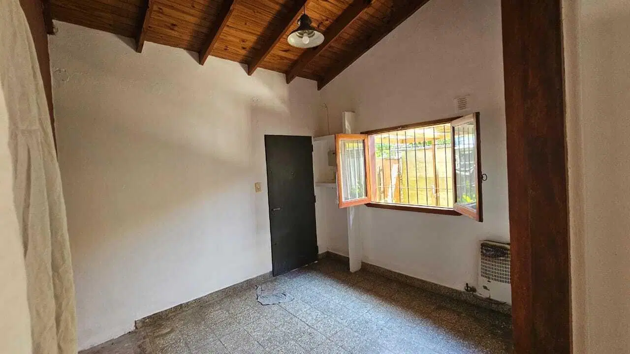 Casa en alquiler en Villa Elisa 2