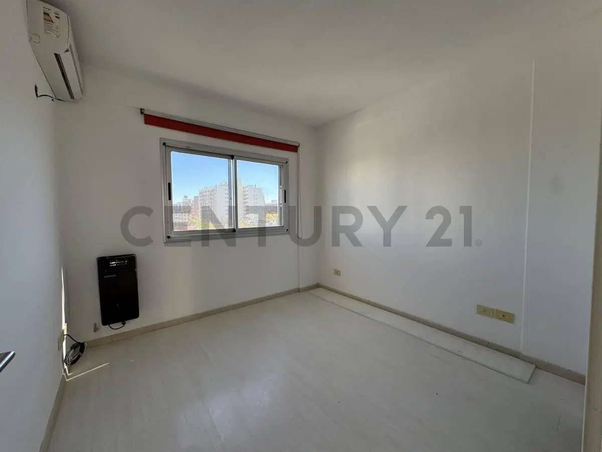 Departamento en venta en La Plata de 2 dormitorios 4