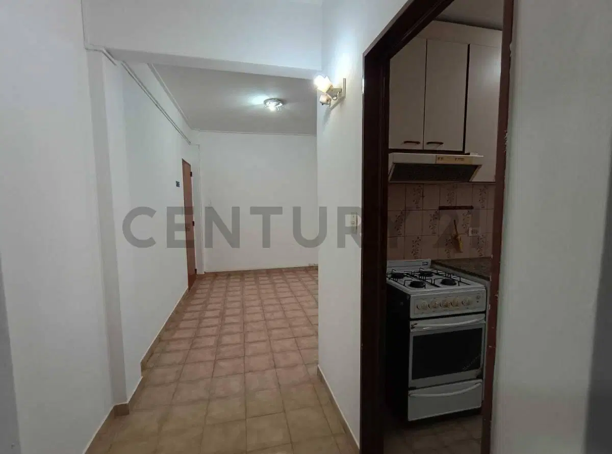 Departamento en alquiler en La Plata de dos dormitorios y cochera 2