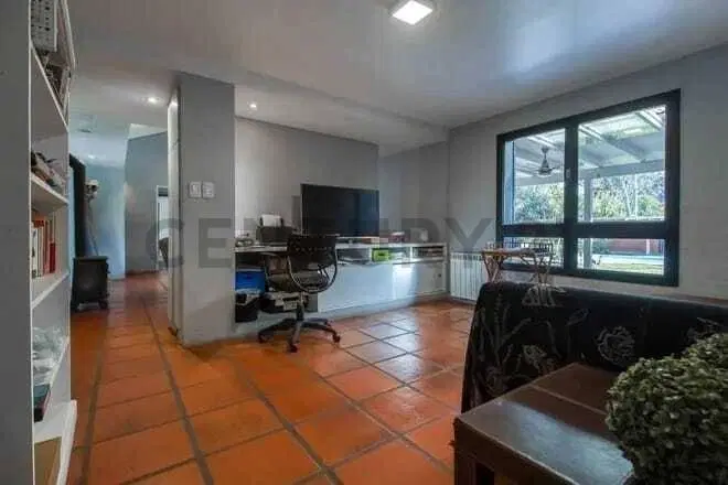 Casas en venta en City Bell 3