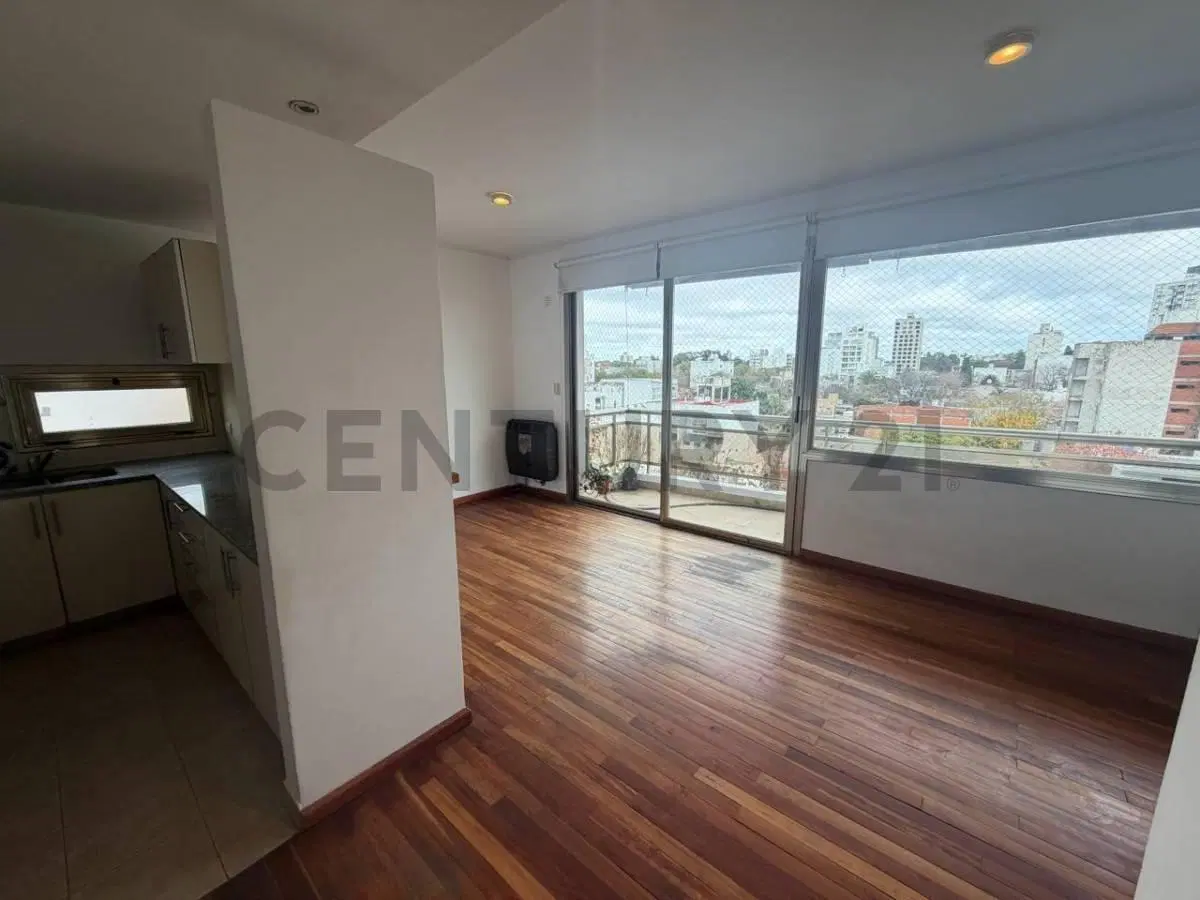 DEPARTAMENTO EN ALQUILER EN LA PLATA DE 2 DORMITORIOS, CON BALCON Y COCHERA 2