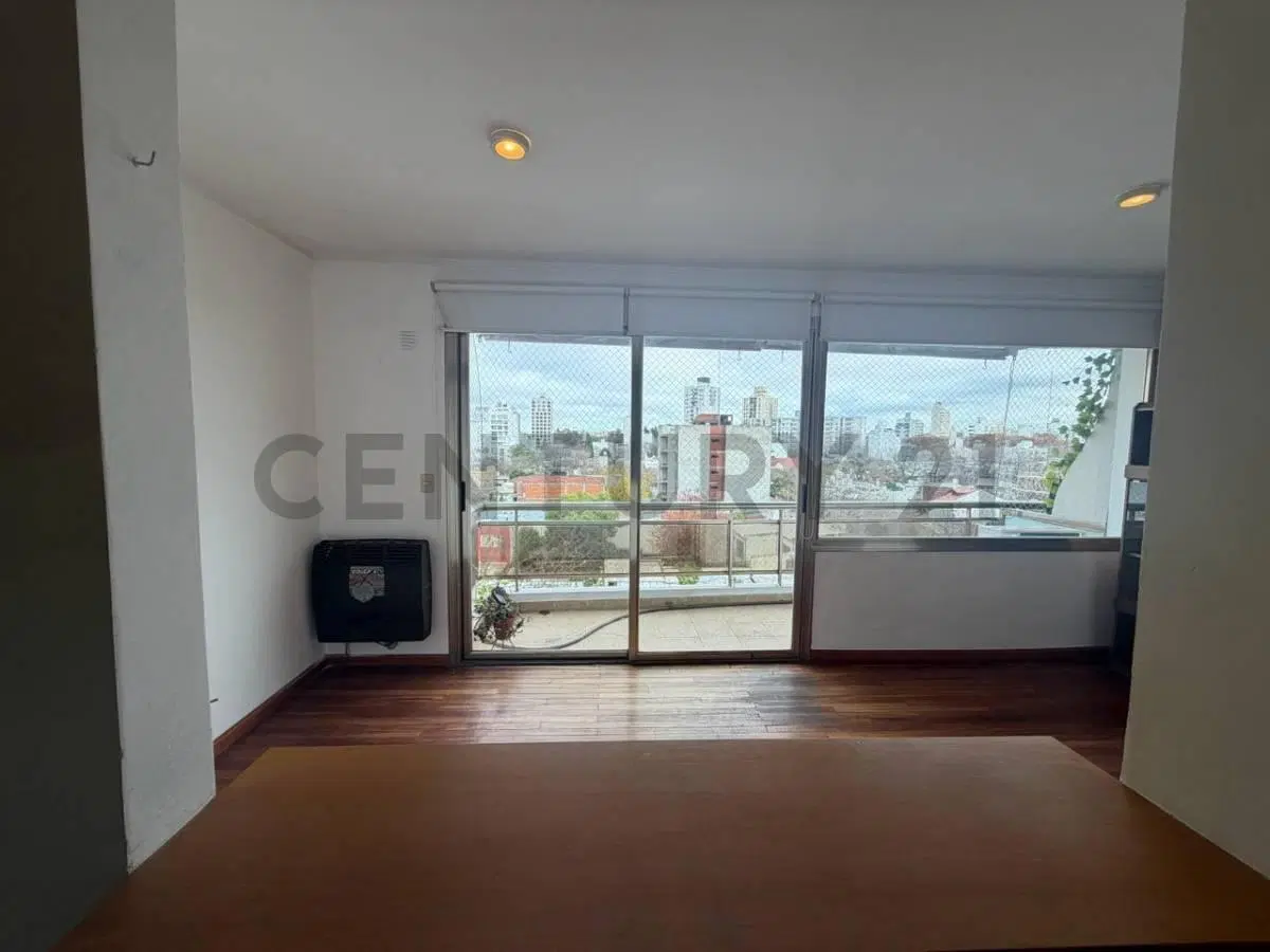 DEPARTAMENTO EN ALQUILER EN LA PLATA DE 2 DORMITORIOS, CON BALCON Y COCHERA 4
