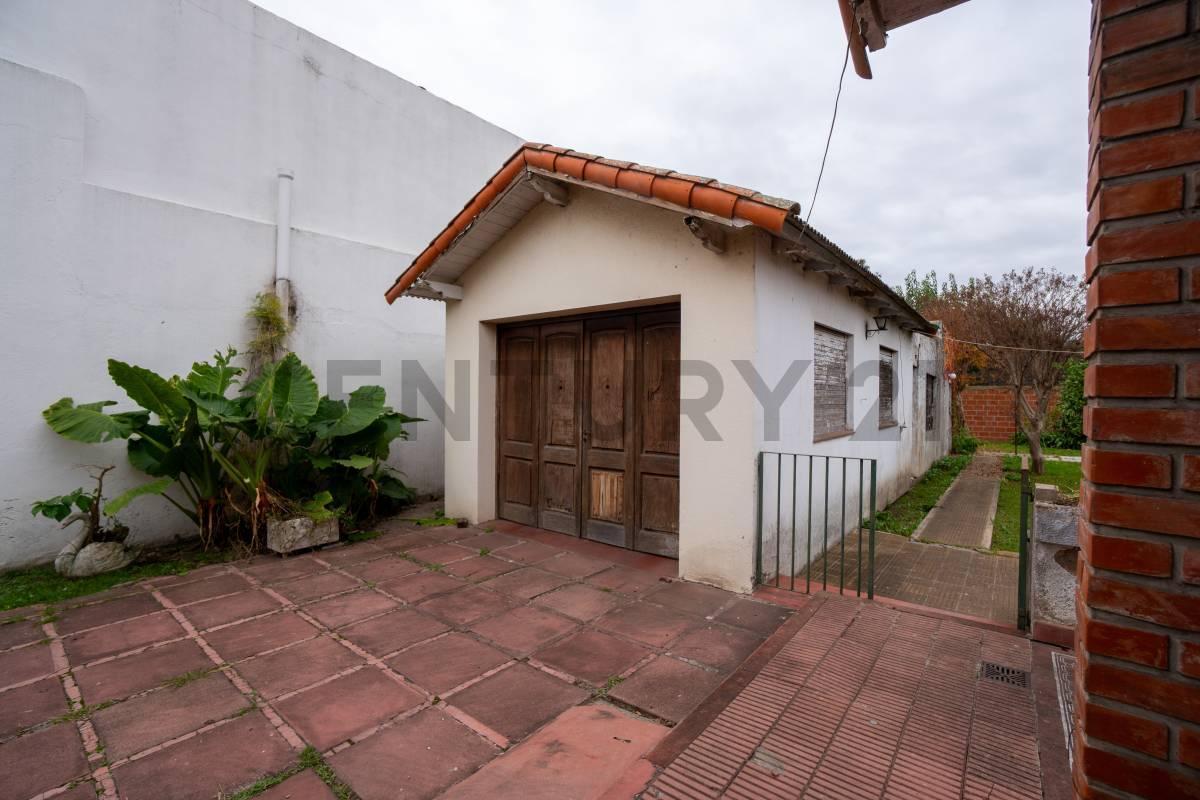 Foto de Lote con casa a demoler, imagen 4