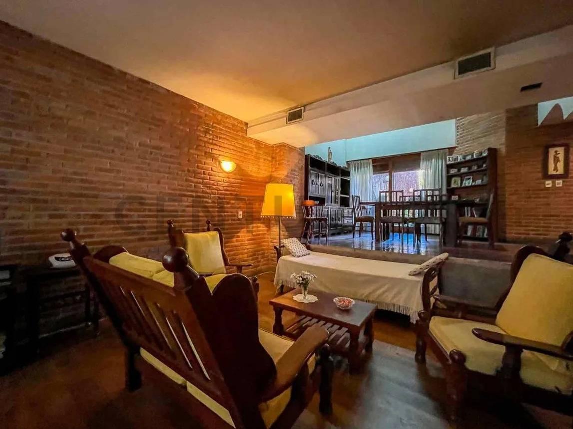 Foto de Casa en venta en La Plata, imagen 5