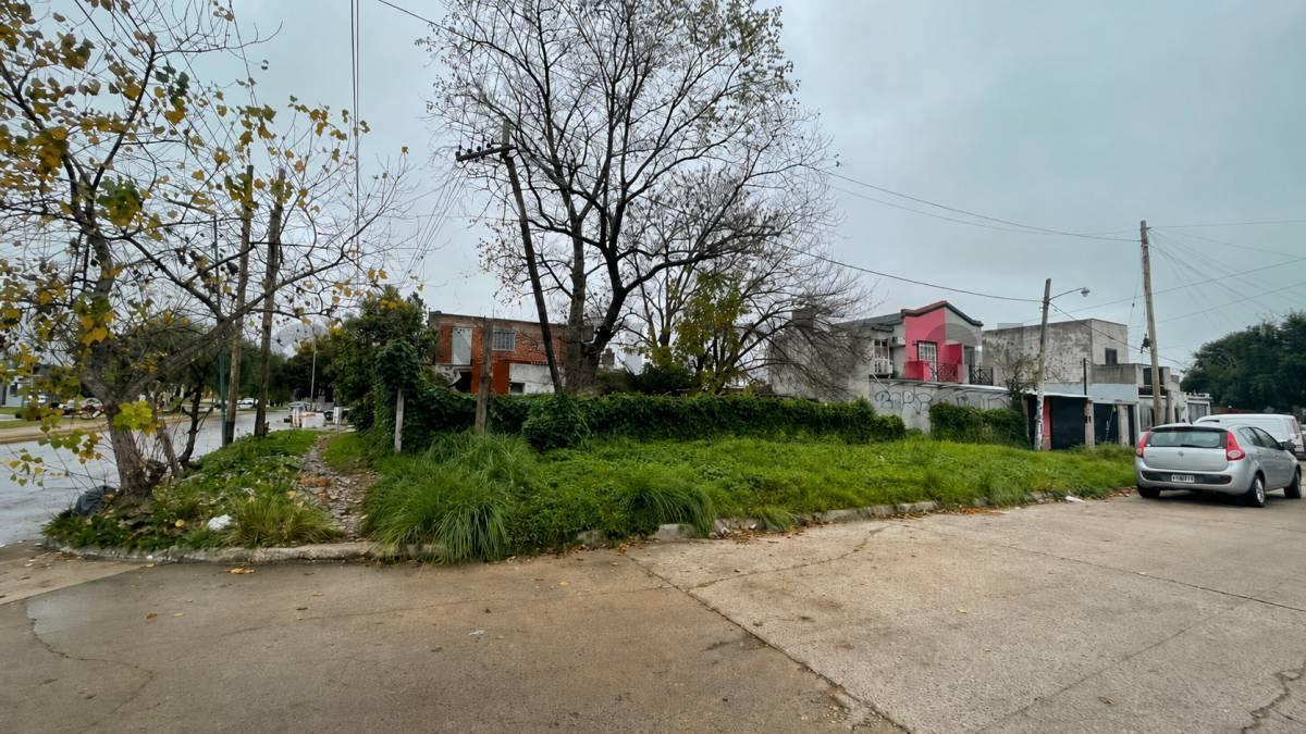 Lote/terreno en venta 526 esquina 30