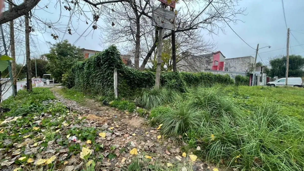 Lote/terreno en venta 526 esquina 30 2