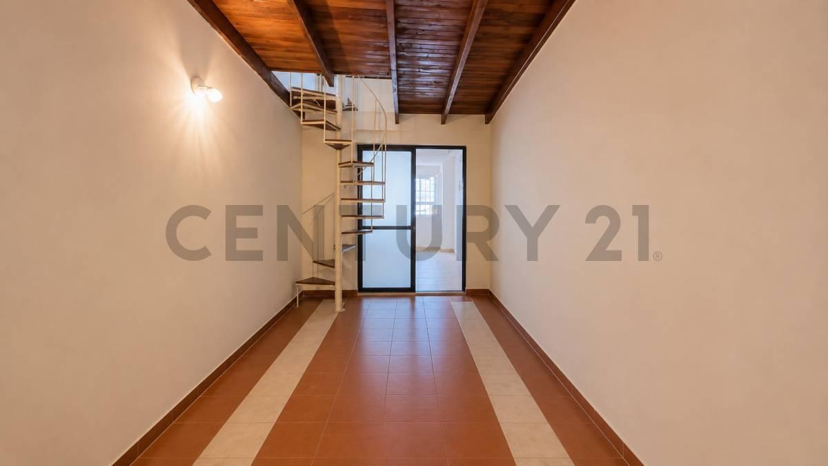 Foto de Casa en venta 3 dormitorios cochera y patio zona Facultades, imagen 5