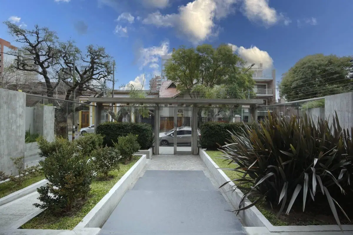 DEPARTAMENTO EN VENTA EN QUILMES 3