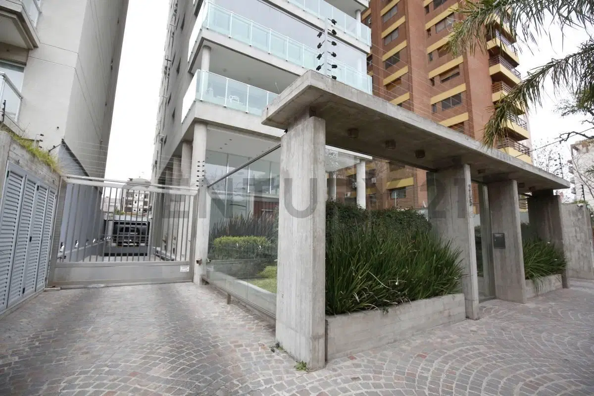DEPARTAMENTO EN VENTA EN QUILMES 2