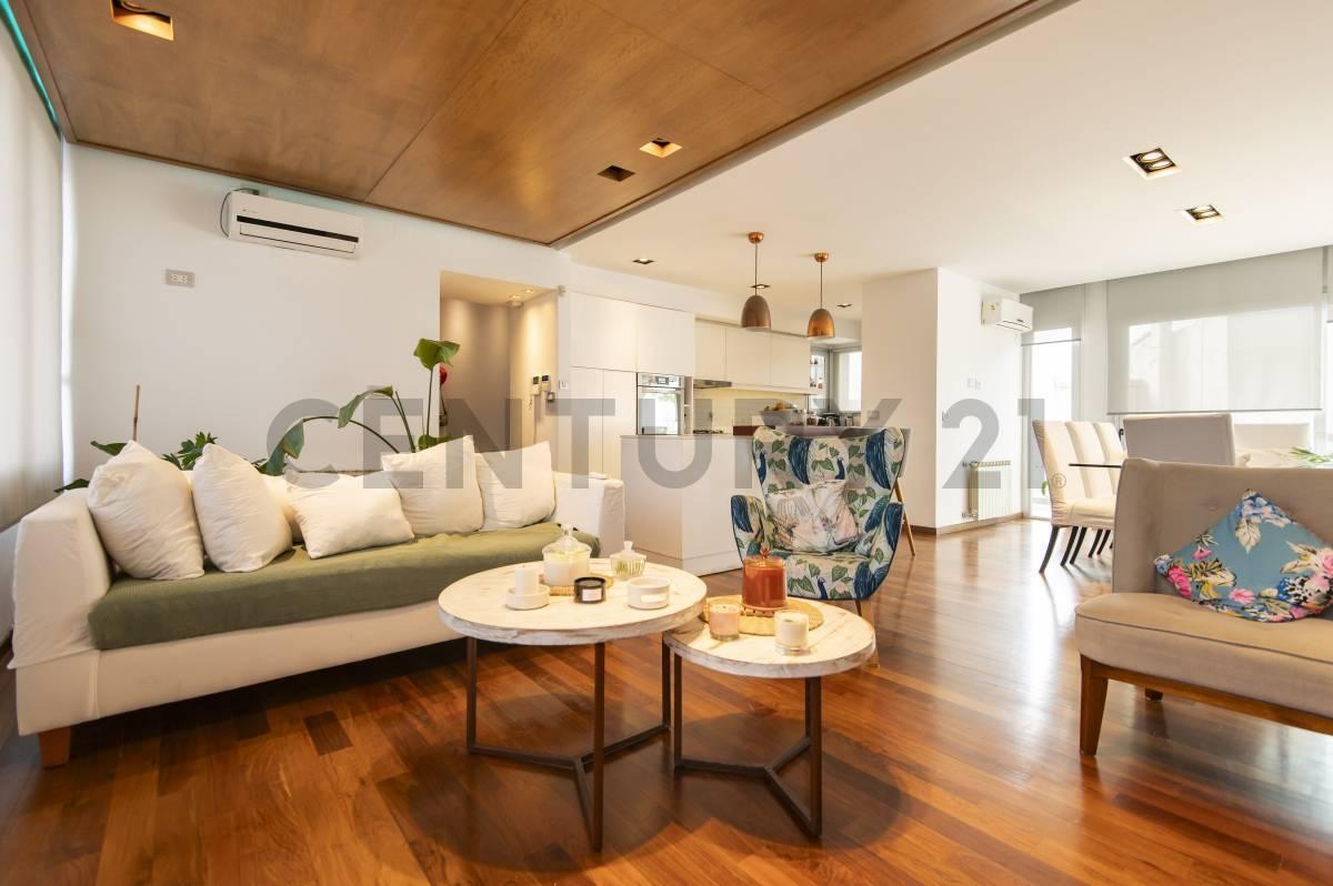 Casas de categoría en venta en La Plata