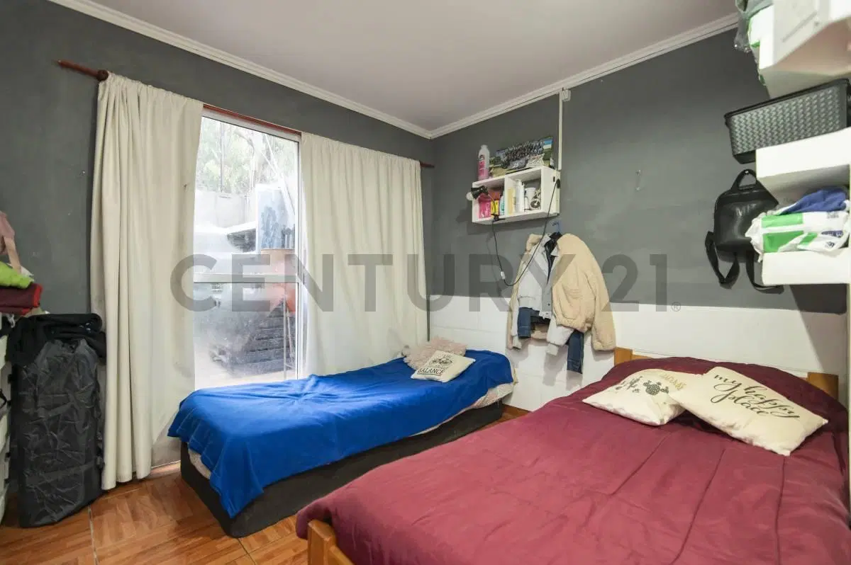 Venta Duplex en 3 dormitorios en V.Catella, La Plata 2
