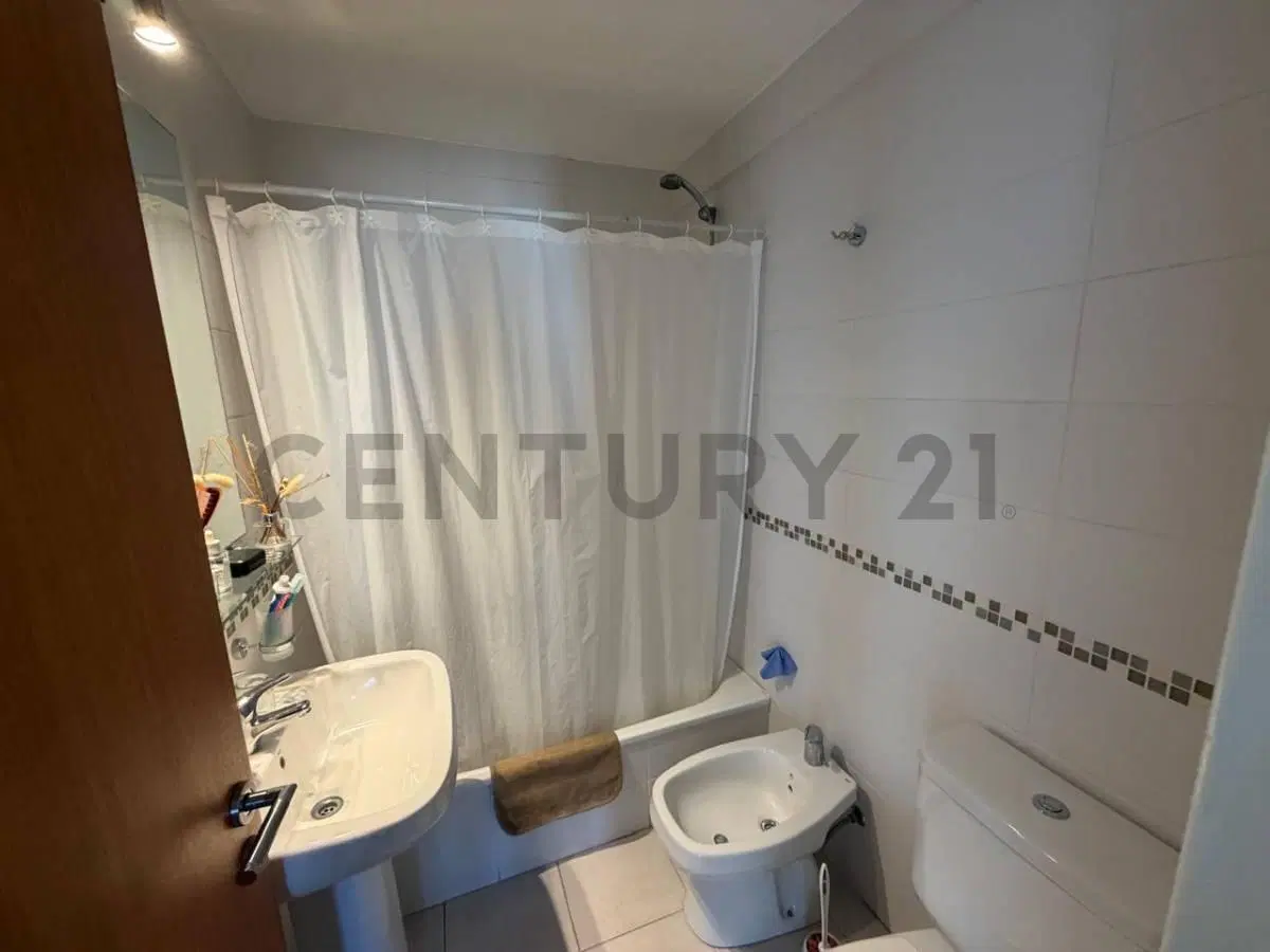 Departamento monoambiente en venta en La Plata 4