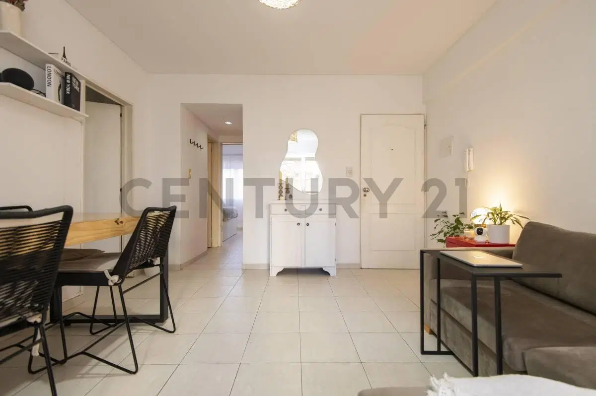 Departamento en venta en La Plata de 1 dormitorio con balcón 2