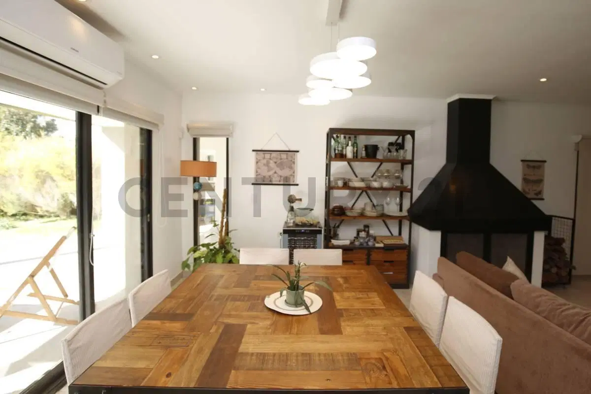 Casa en venta en Villa Elisa en barrio cerrado con pileta 2