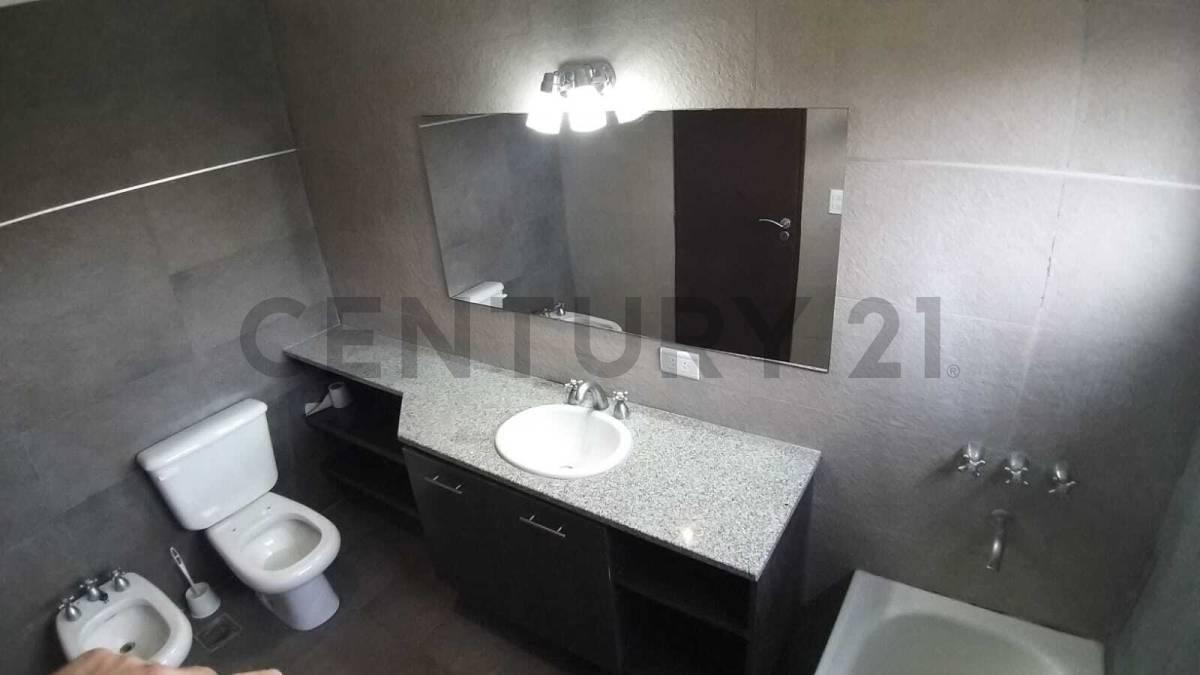 Foto de Casa en alquiler en Los Ombúes de Hudson, imagen 2