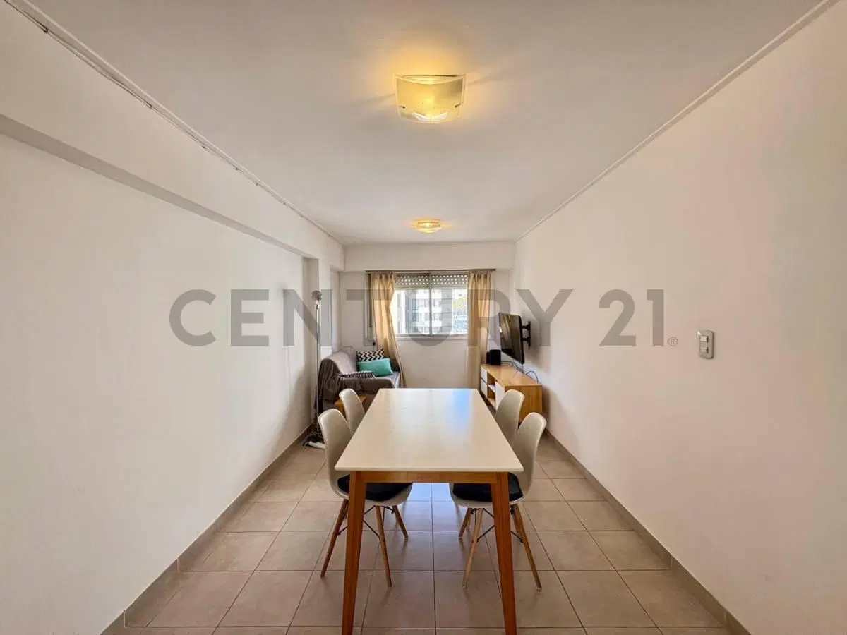 Departamento en venta en La Plata de dos dormitorios 4