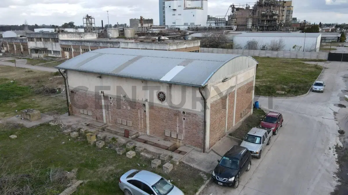 LOTE GALPON INDUSTRIAL EN ALQUILER EN LA PLATA 7