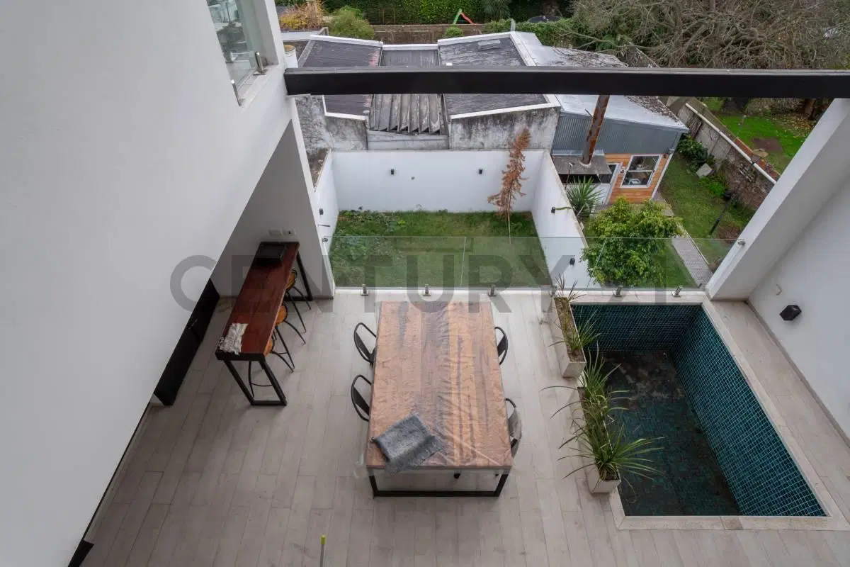 DEPARTAMENTO EN VENTA EN LA PLATA CON LOCAL DE 3 DORMITORIOS 3