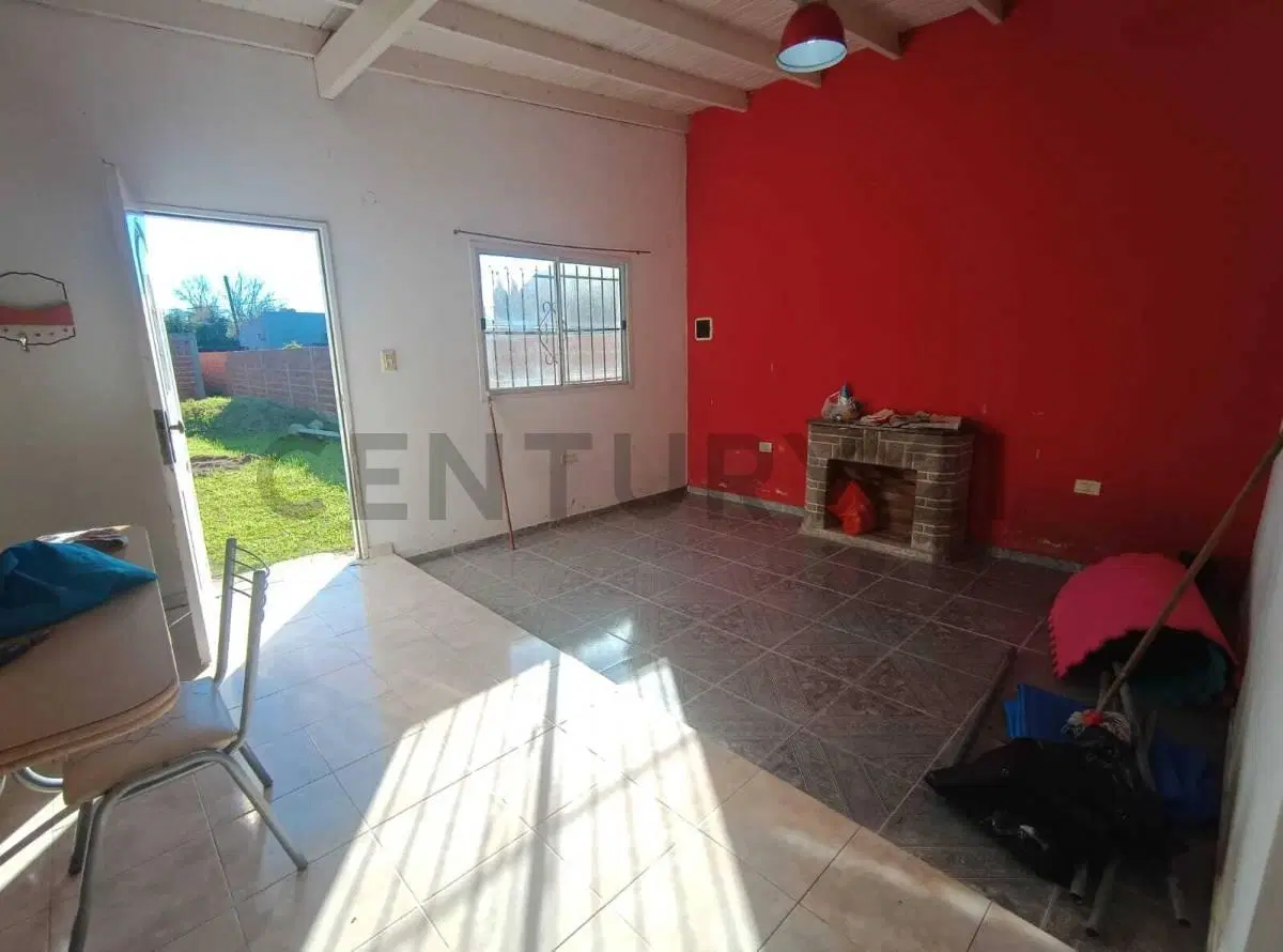 Lote en venta en Gorina con construcción existente 4