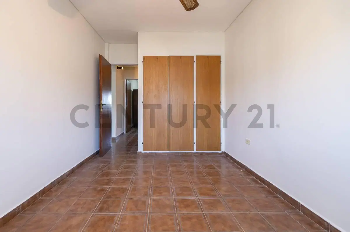 Departamento 2 dormitorios en venta en La Plata 2
