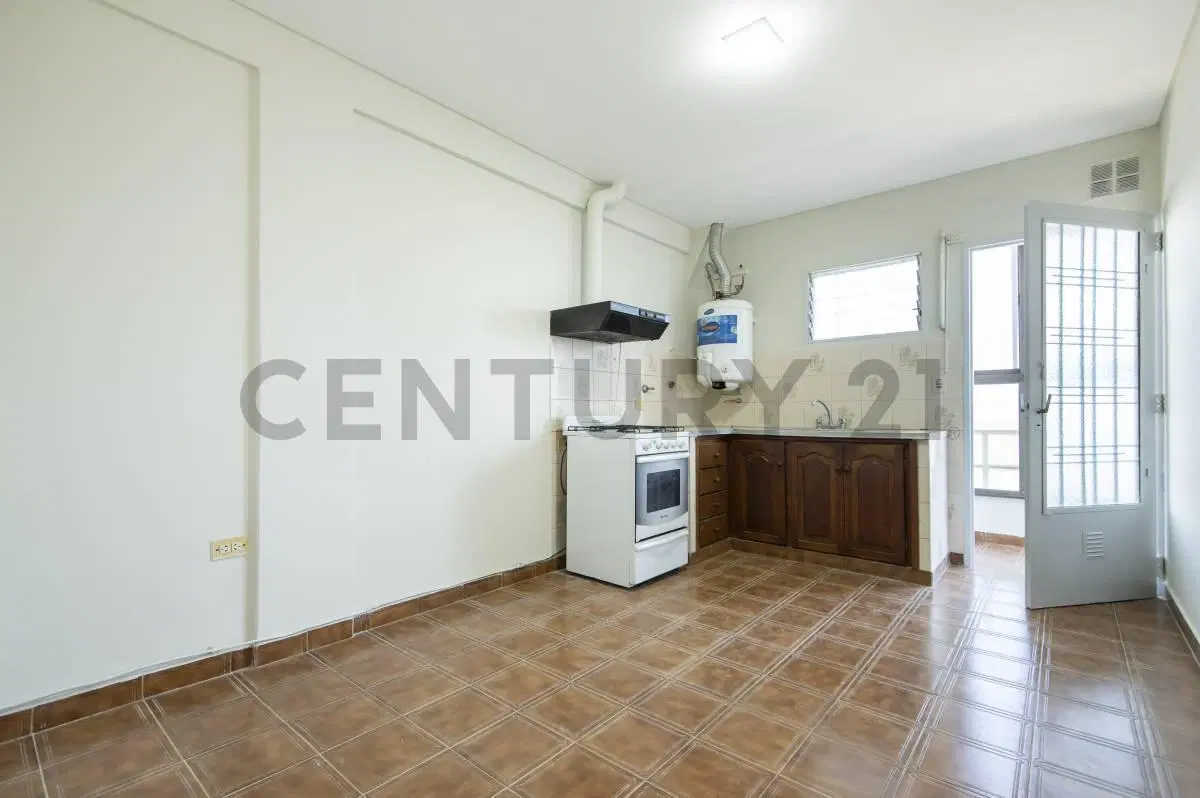 Departamento 2 dormitorios en venta en La Plata 4