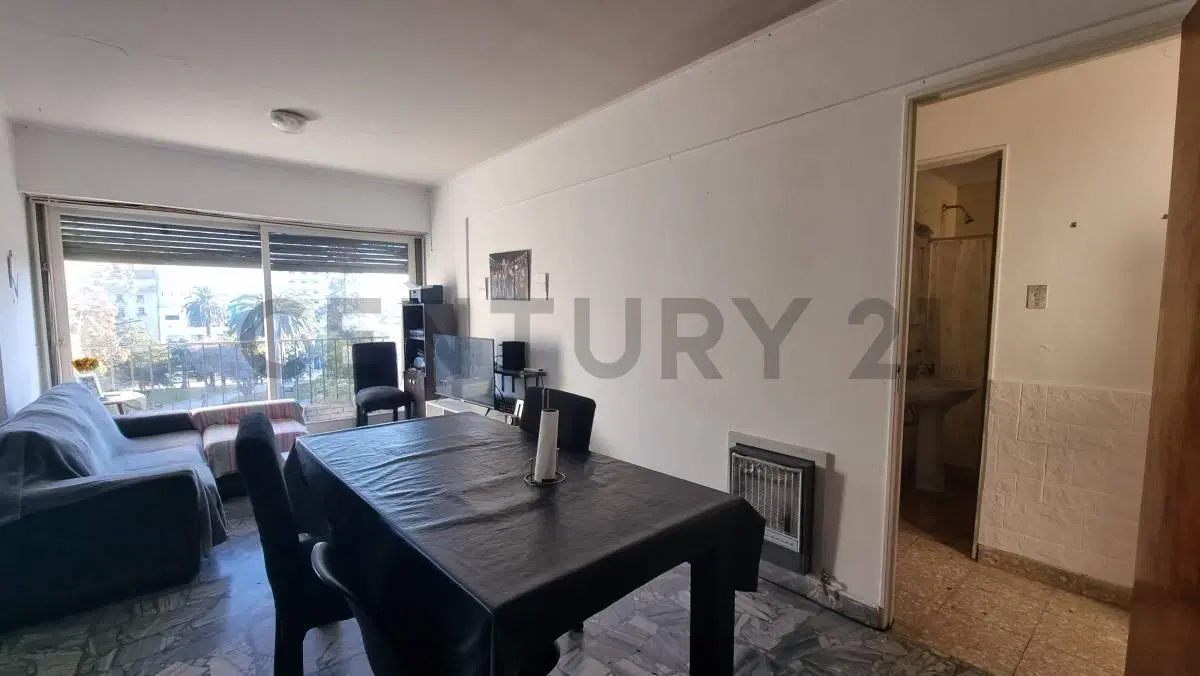 ALQUILER DEPARTAMENTO 3 DORMITORIOS 6 E/ 50 Y 51 LA PLATA 2