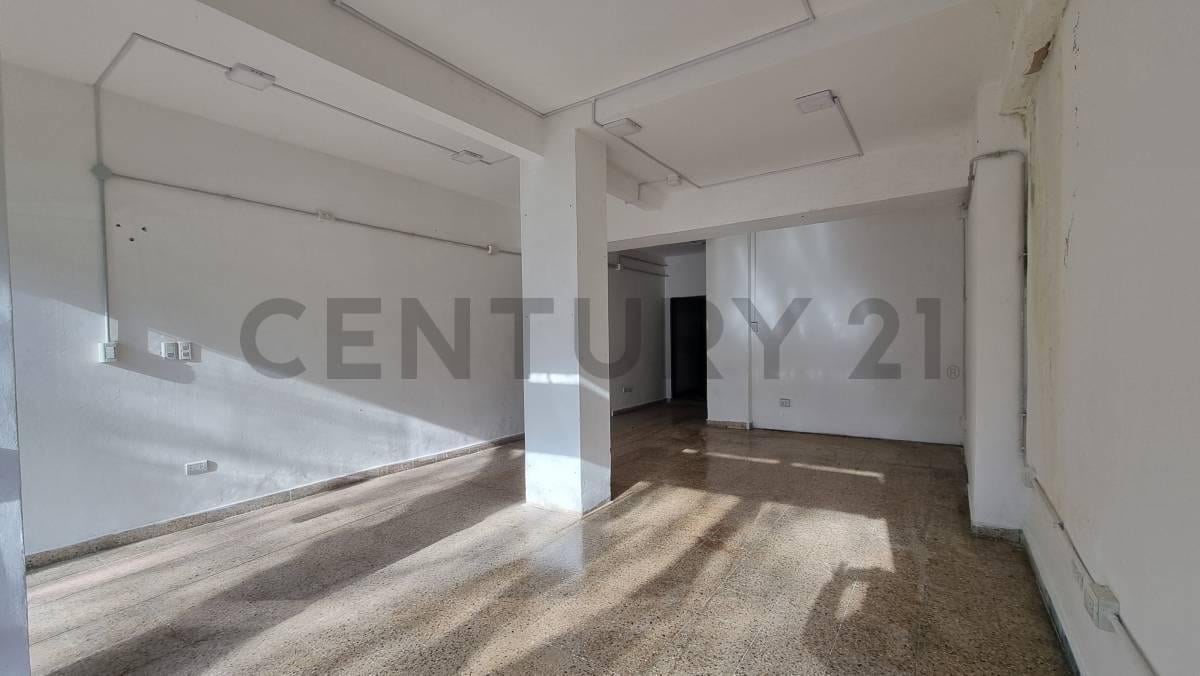 Foto de ALQUILER LOCAL COMERCIAL CALLE 1 E/ 46 Y 47, imagen 4