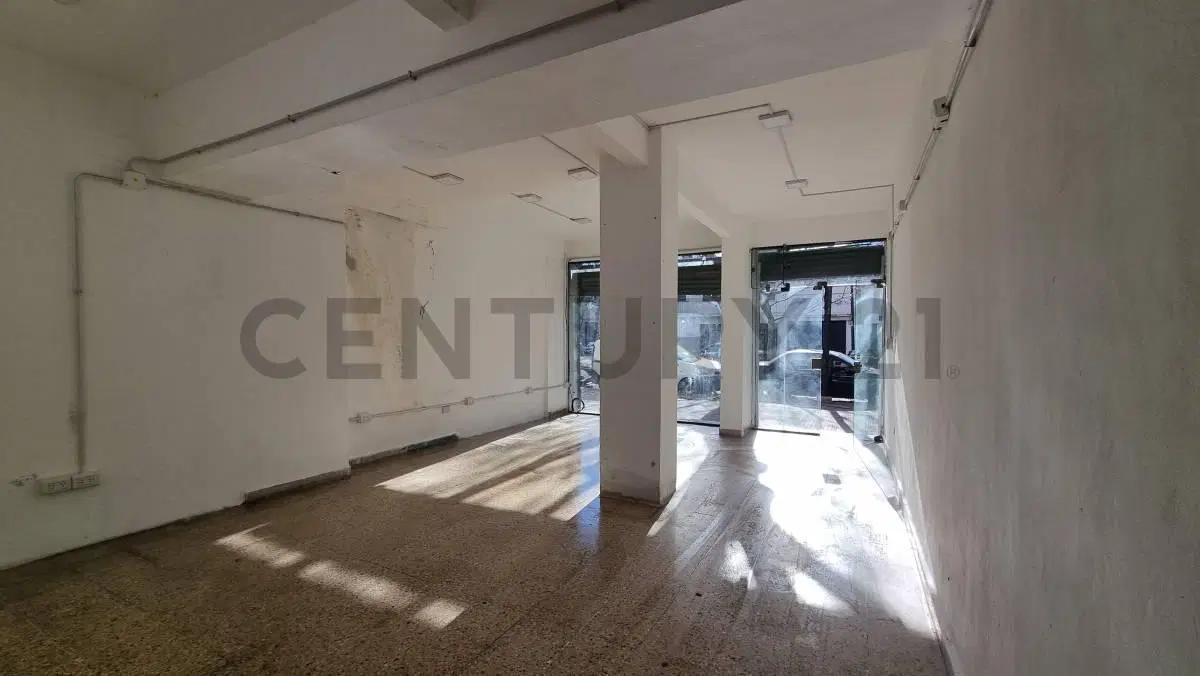 ALQUILER LOCAL COMERCIAL CALLE 1 E/ 46 Y 47 2
