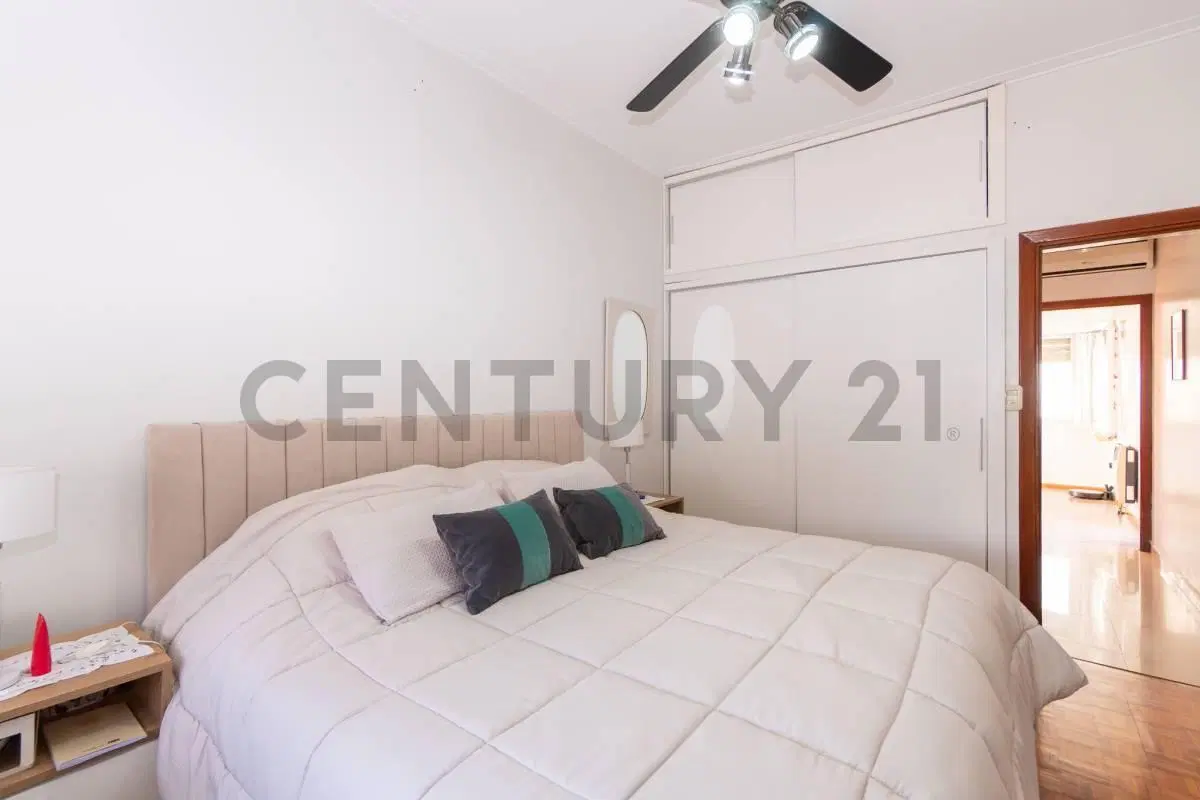 Casa en venta La Plata con espacio profesional 3