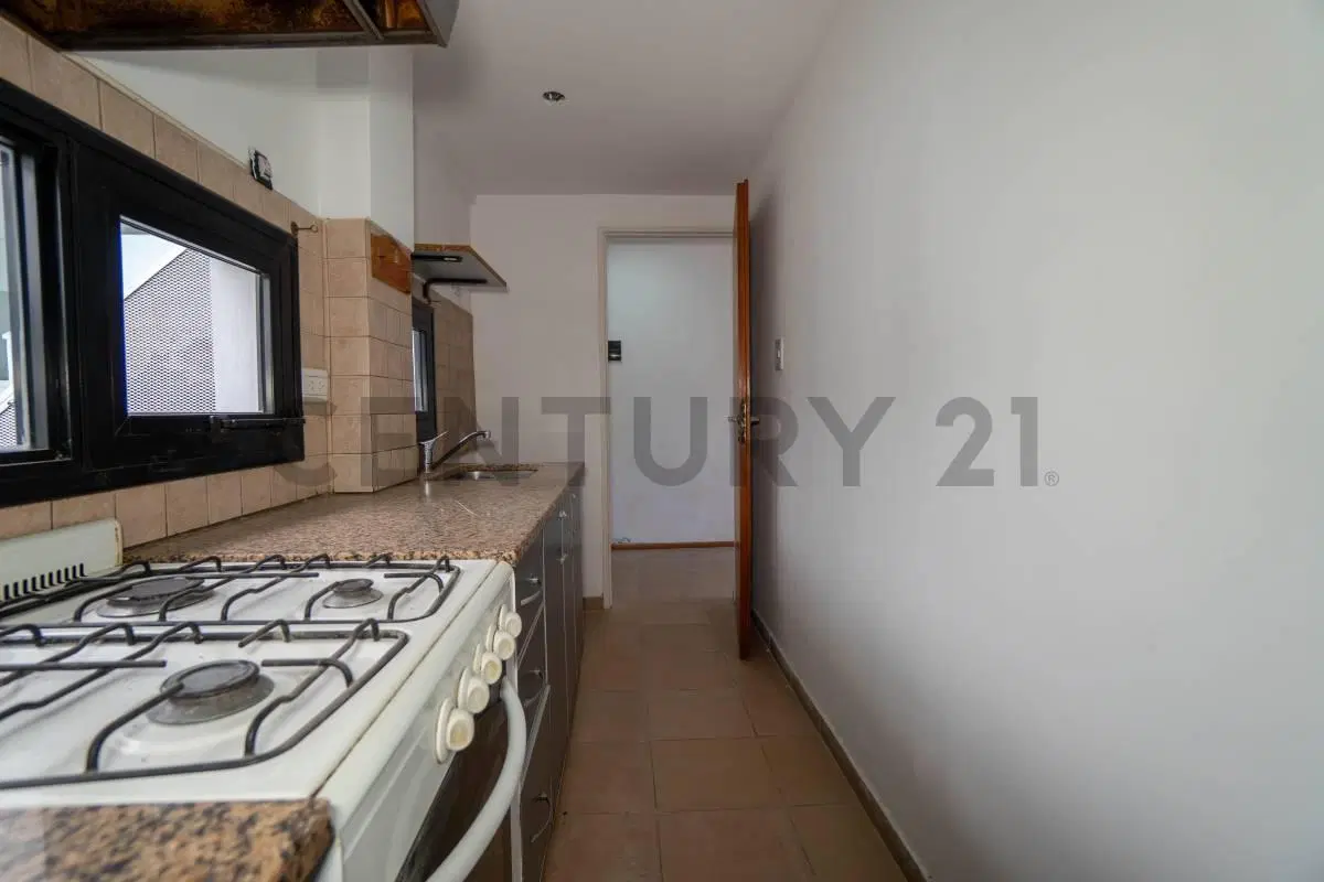 Departamento en venta en La Plata de un dormitorio con cochera 5