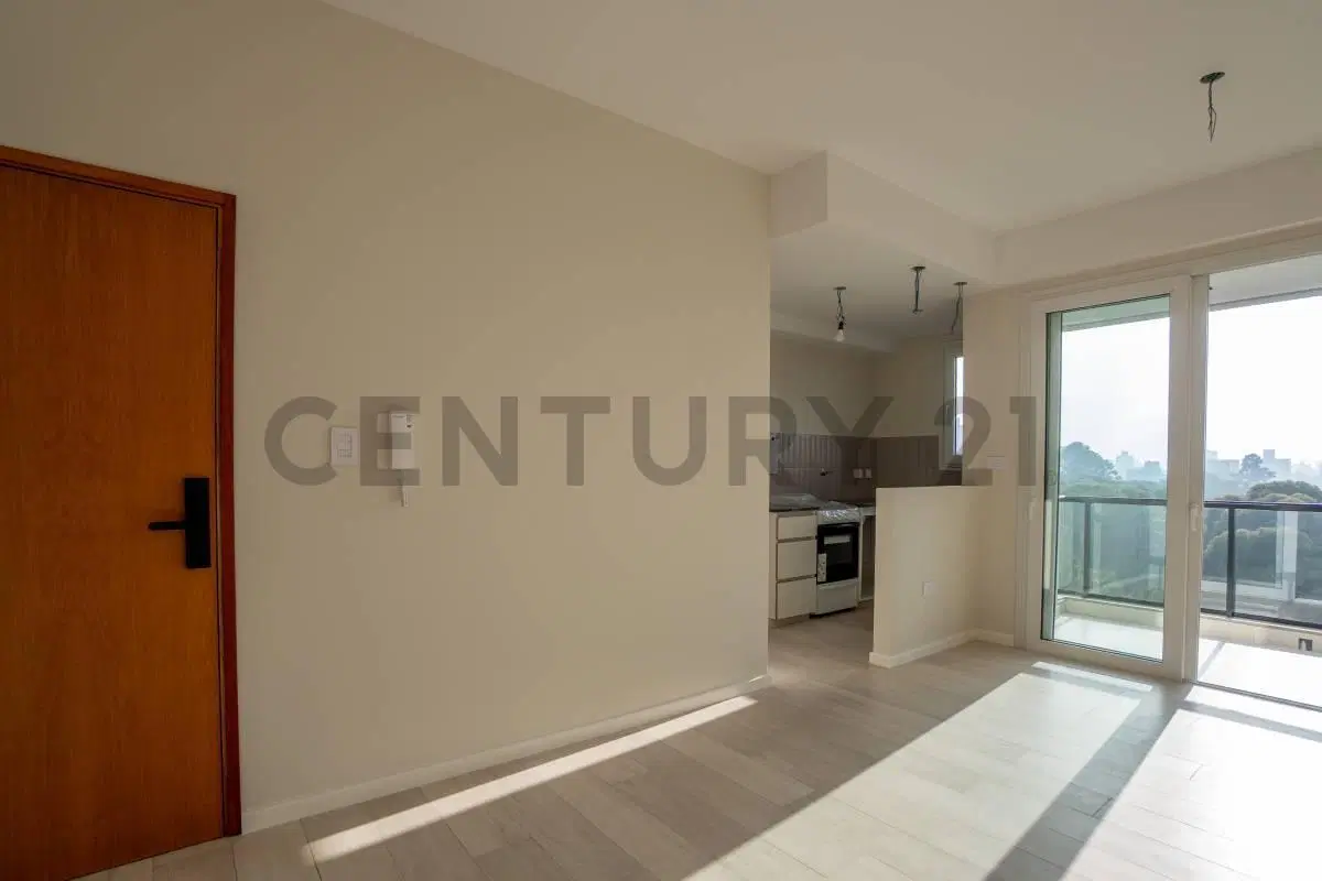 Departamento en venta en La Plata de 1 dormitorio a estrenar frente a Parque Saavedra. 2