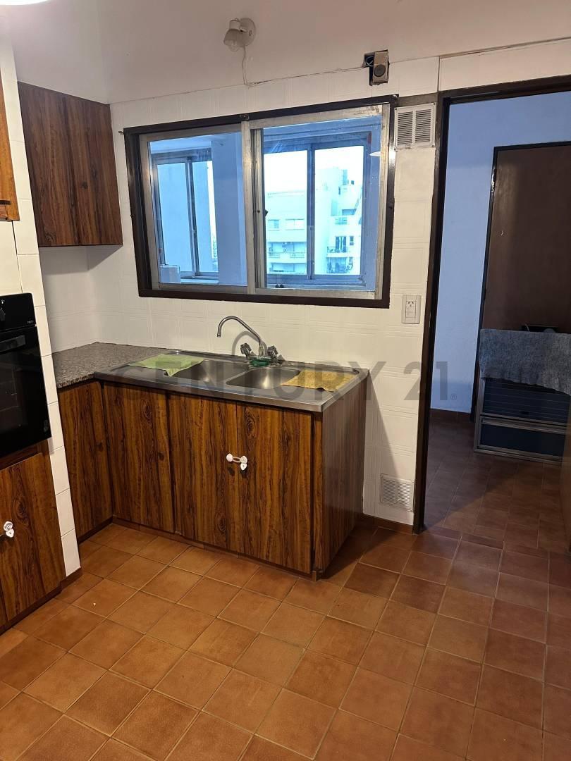 Foto de Departamento en alquiler en La Plata, imagen 5