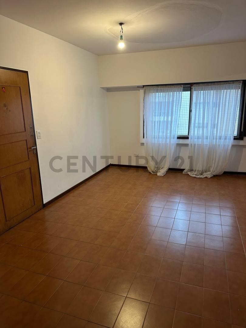 Foto de Departamento en alquiler en La Plata, imagen 4