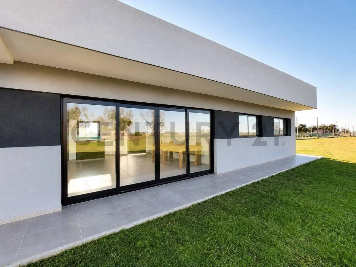 Casa en venta en La Plata de 3 dormitorios en Fincas La Soñada 7
