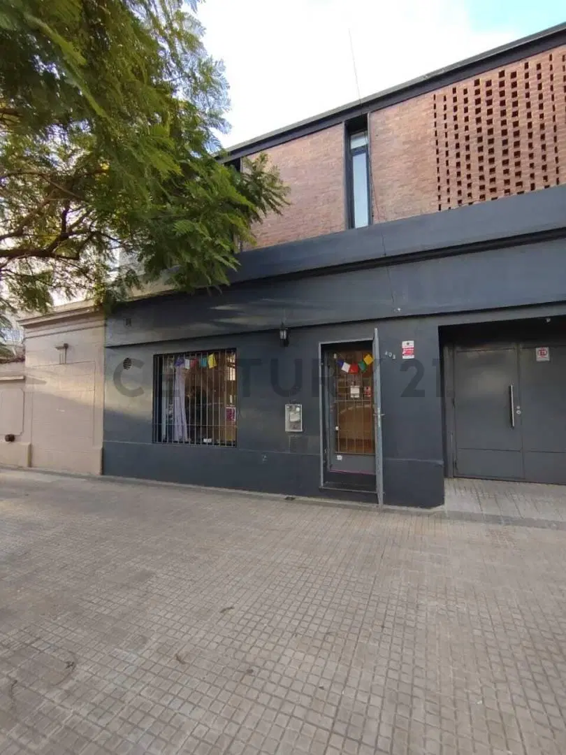 Local Comercial en Alquiler en La Plata 4