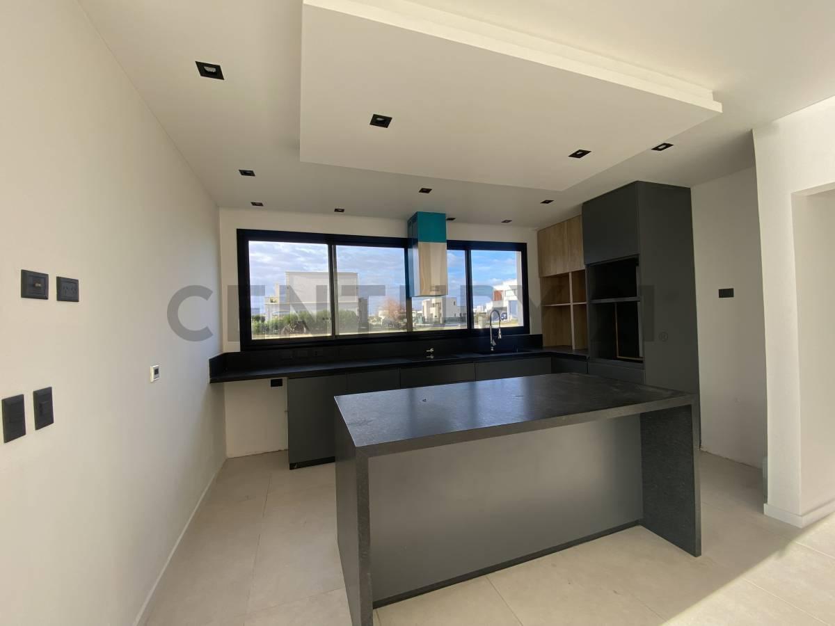 Foto de CASA EN VENTA EN MAGALLANES HUDSON, imagen 1