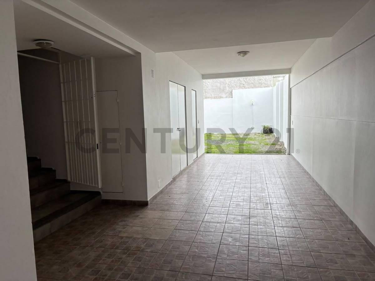 Foto de Departamento en alquiler en La Plata, un dormitorio con balcón, imagen 4