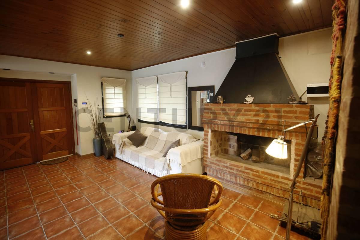 Foto de Casa en venta en Villa Elisa de 3 dormitorios con piscina y quincho, imagen 4