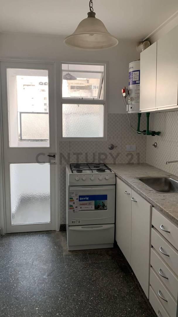 Foto de Departamento en alquiler en La Plata de 1 dormitorio, imagen 2